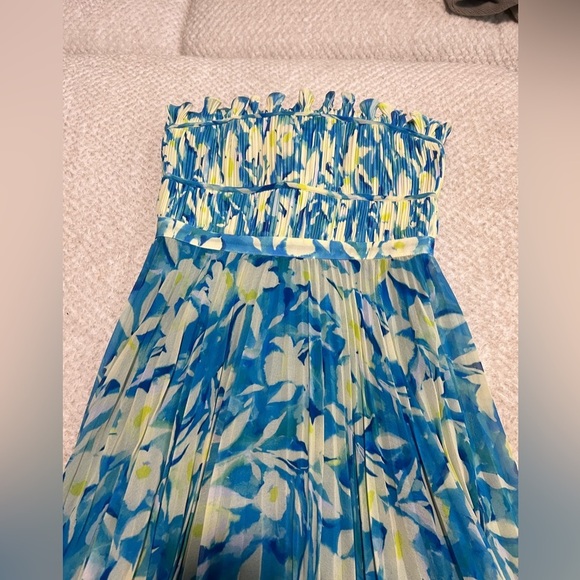 NWT AMUR Scottie Floral Pleated Strapless Midi Dress - True Blue Pansy - size 2 - Picture 6 of 9